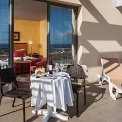Отель Sao Miguel Park Hotel Португалия, Понта-Делгада - отзывы, цены и фото номеров - забронировать отель Sao Miguel Park Hotel онлайн балкон