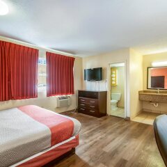 Отель Motel 6 Washington DC Convention Center комната для гостей фото 5