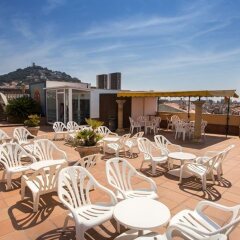 Отель Costa Brava Испания, Бланес - отзывы, цены и фото номеров - забронировать отель Costa Brava онлайн бассейн фото 3