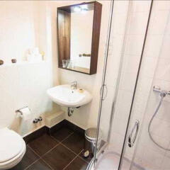 City Center Guesthouse Hotel ванная