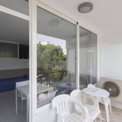 Отель Apartamentos Kensington балкон