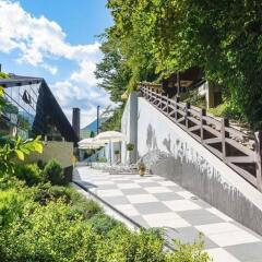 Гостиница Villa Adriano