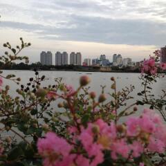 Отель The Waterfront Serviced Residence