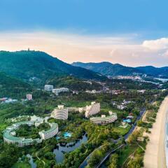 Отель Hilton Phuket Arcadia Resort and Spa Пхукет пляж фото 2