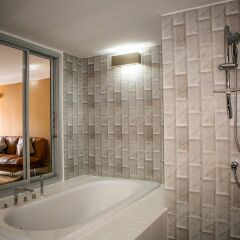 Отель Pool Access By Punnpreeda Beach Resort ванная фото 2