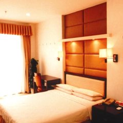 Отель Zhuhai Jinghuayuan Hotel Китай, Чжухай - отзывы, цены и фото номеров - забронировать отель Zhuhai Jinghuayuan Hotel онлайн комната для гостей фото 4