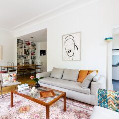 Отель Sophisticated Home close to the Museums Франция, Париж - отзывы, цены и фото номеров - забронировать отель Sophisticated Home close to the Museums онлайн комната для гостей фото 3