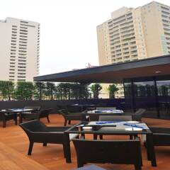 Отель Best Western Plus @20 Sukhumvit бассейн