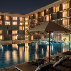 Kempinski Hotel Gold Coast City бассейн фото 3