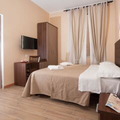 Отель Trinity Guest House Италия, Рим - отзывы, цены и фото номеров - забронировать отель Trinity Guest House онлайн комната для гостей фото 3