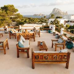 Отель Petunia Ibiza Испания, Сан-Лоренс де Балафия - отзывы, цены и фото номеров - забронировать отель Petunia Ibiza онлайн терраса/патио