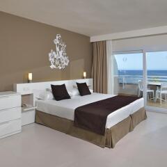 Отель Sol Wave House Mallorca Испания, Магалуф - 1 отзыв об отеле, цены и фото номеров - забронировать отель Sol Wave House Mallorca онлайн комната для гостей фото 3