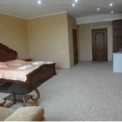 Chaykhana Hotel сейф в номере