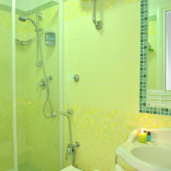 Отель B-Cool Rome Adults Only B&B ванная фото 2