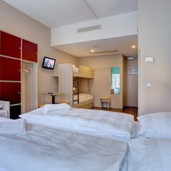 Отель MEININGER Hotel Amsterdam City West Нидерланды, Амстердам - 1 отзыв об отеле, цены и фото номеров - забронировать отель MEININGER Hotel Amsterdam City West онлайн сейф в номере