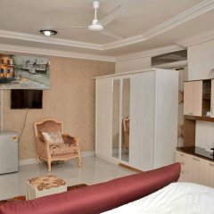 Empire State Hotel in Accra, Ghana from 94$, photos, reviews - zenhotels.com guestroom photo 4