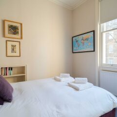 Отель Elegant Home near Kensington High Street Великобритания, Лондон - отзывы, цены и фото номеров - забронировать отель Elegant Home near Kensington High Street онлайн комната для гостей