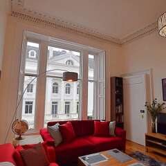 Отель 2 Bedroom Flat in Central Edinburgh Эдинбург комната для гостей
