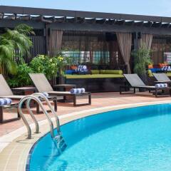 Отель New World Saigon Hotel Вьетнам, Хошимин - отзывы, цены и фото номеров - забронировать отель New World Saigon Hotel онлайн бассейн