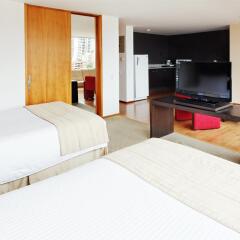 Отель Holiday Inn Express Medellin удобства в номере фото 2