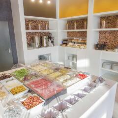Hampton by Hilton Bolu Турция, Болу - отзывы, цены и фото номеров - забронировать отель Hampton by Hilton Bolu онлайн питание
