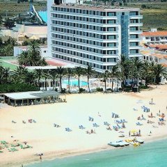 Отель Fiesta Playa d'en Bossa Испания, Сант Джордин де Сес Салинес - отзывы, цены и фото номеров - забронировать отель Fiesta Playa d'en Bossa онлайн пляж фото 2