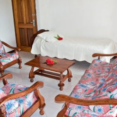 Отель Villa de Roses Сейшельские острова, Остров Маэ - 2 отзыва об отеле, цены и фото номеров - забронировать отель Villa de Roses онлайн комната для гостей