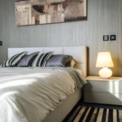 Отель Paramount Bay Penthouse Мальта, Бирзеббуджа - отзывы, цены и фото номеров - забронировать отель Paramount Bay Penthouse онлайн комната для гостей фото 2
