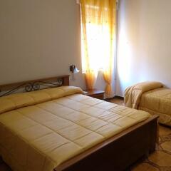 Отель B&B Via Dei Mille 9 Кастельсардо комната для гостей