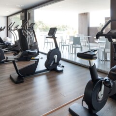 Отель AxelBeach Ibiza Spa & Beach Club - Adults Only фитнесс-зал фото 2