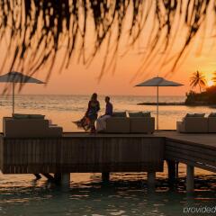 Отель Four Seasons Resort Maldives at Kuda Huraa пляж фото 2