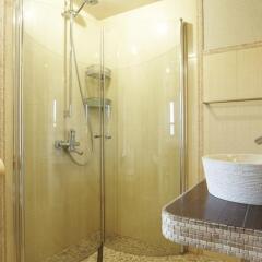 Отель Guest House Dimcho Kehaias Cafe Болгария, Сливен - отзывы, цены и фото номеров - забронировать отель Guest House Dimcho Kehaias Cafe онлайн ванная