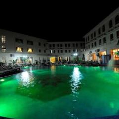 Hotel Victoria Garden бассейн фото 3