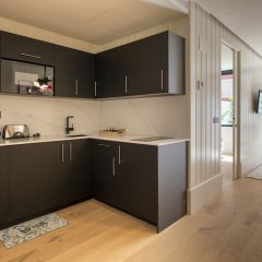 Bilbao Metropolitan Apartments by Urban Hosts in Bilbao, Spain from 210$, photos, reviews - zenhotels.com guestroom