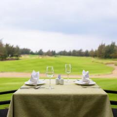 Отель Montgomerie Links Villas Hoi An питание