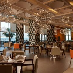 Royal M Hotel & Resort Abu Dhabi питание