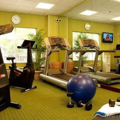Отель Fairfield Inn & Suites by Marriott Columbus OSU США, Колумбус - отзывы, цены и фото номеров - забронировать отель Fairfield Inn & Suites by Marriott Columbus OSU онлайн фитнесс-зал фото 2
