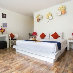 Отель Laksasubha Hua Hin комната для гостей