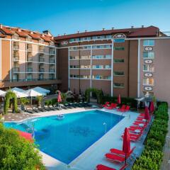 Отель Bahami Residence Солнечный берег бассейн