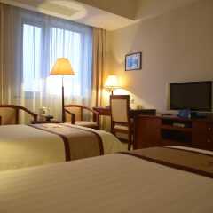Отель Shanghai Airlines Travel Hotel Китай, Шанхай - отзывы, цены и фото номеров - забронировать отель Shanghai Airlines Travel Hotel онлайн удобства в номере фото 2