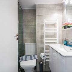 Апартаменты Central & Cozy Apartment With Balcony ванная фото 2