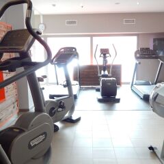 Отель Radisson Blu Hotel Toulouse Airport Франция, Бланьяк - 1 отзыв об отеле, цены и фото номеров - забронировать отель Radisson Blu Hotel Toulouse Airport онлайн фитнесс-зал фото 4