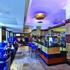 Leonardo Royal Hotel London City гостиничный бар