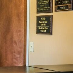Отель Budget Inn Columbus West сейф в номере