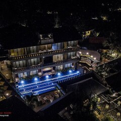Отель Green View Village Resort парковка