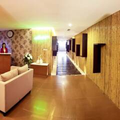 Muong Thanh Grand Ha Long Hotel интерьер отеля