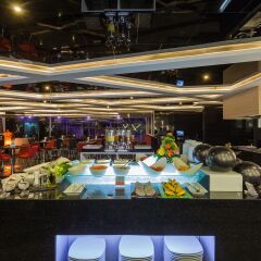 Nova Express Pattaya Hotel гостиничный бар