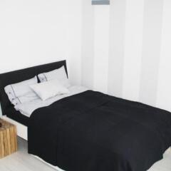 Апартаменты Elektoralna Apartment Варшава комната для гостей фото 2