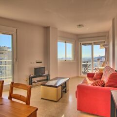 Отель Carvajal Seafront Penthouse Испания, Фуэнхирола - отзывы, цены и фото номеров - забронировать отель Carvajal Seafront Penthouse онлайн комната для гостей фото 2