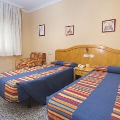 Отель Hostal Los Corchos детские мероприятия фото 3